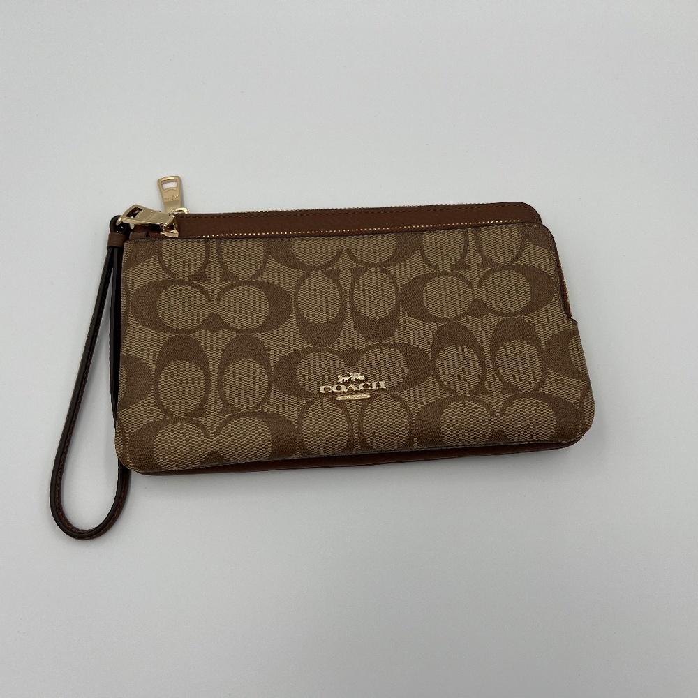 Coach Double Zip Wallet In Signature Canvas